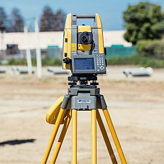 Тахеометр Topcon GT-1001 в работе